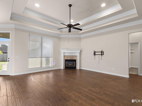 5th image of 4824 Olivia Ln