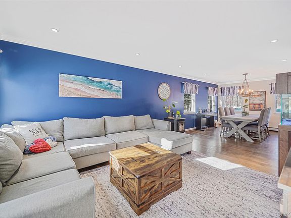 5th image of 3 Hampton Drive