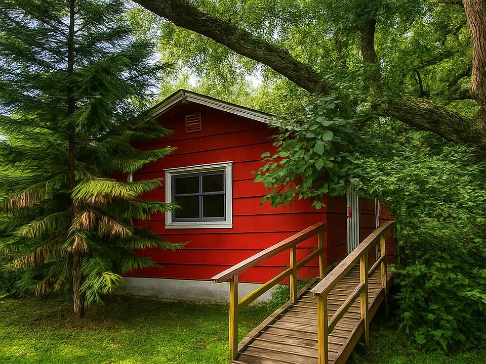1st image of 8307 EATON Avenue