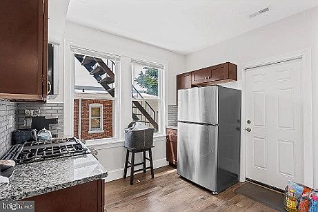 3rd image of 2913 N Market St #B