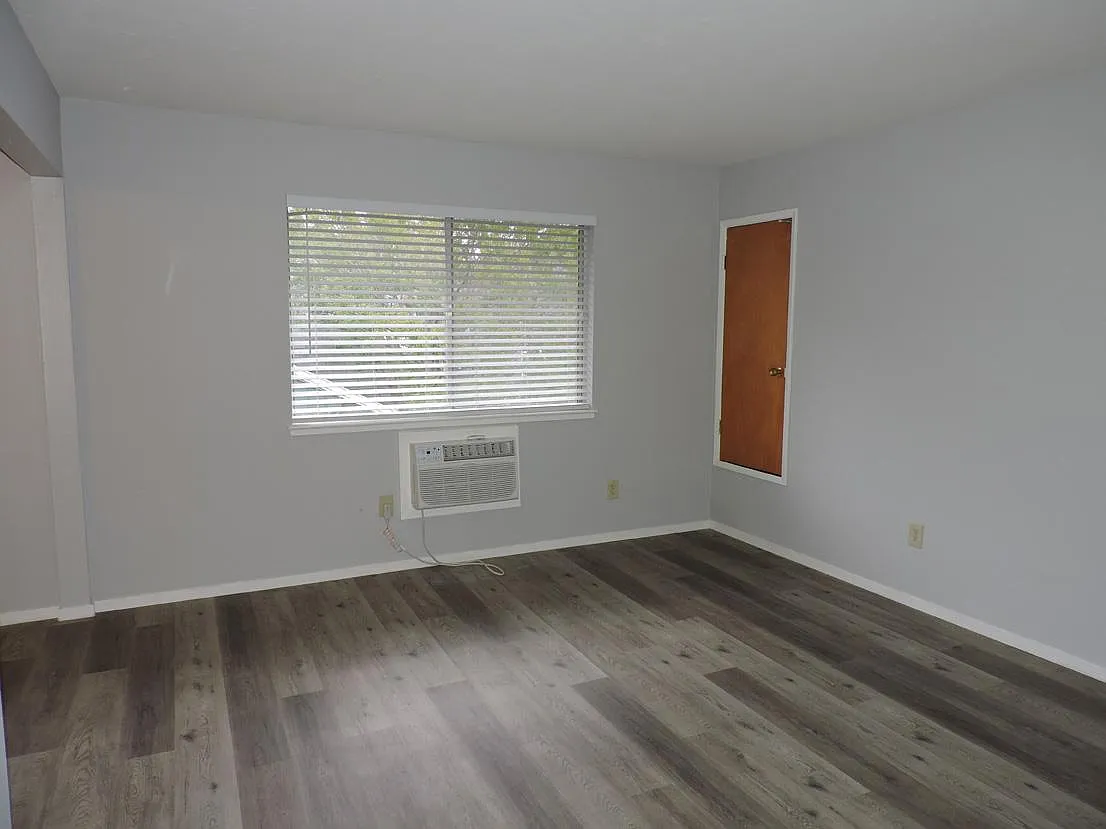 2722 U St — Photo 4