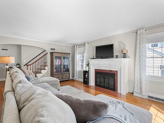 5th image of 103 Pelham Rd