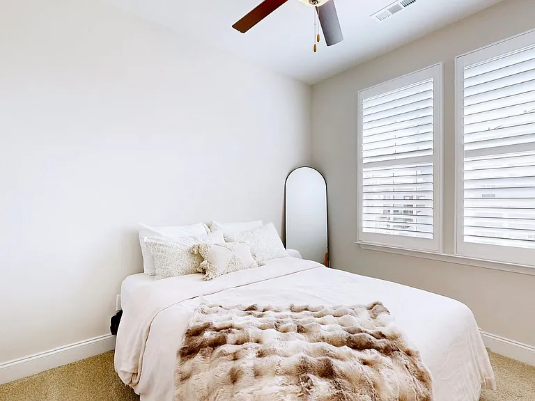 719 Chard Ln — Photo 10