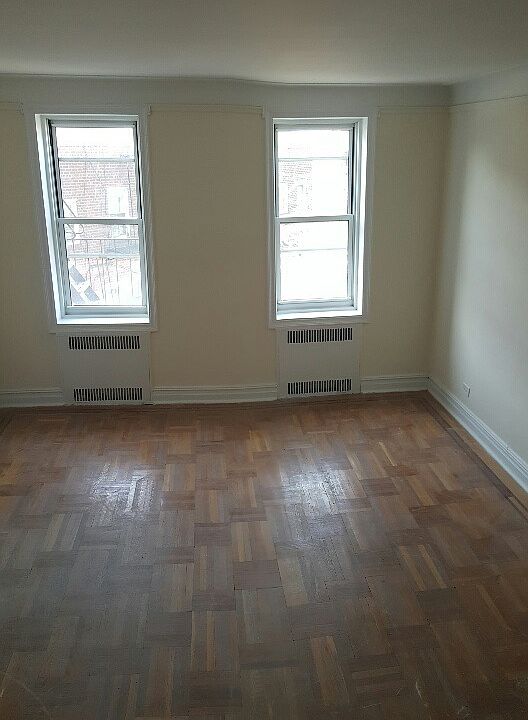 1st image of 40 Shore Blvd APT 03D