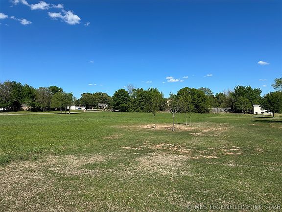 2nd image of Pecan Pl