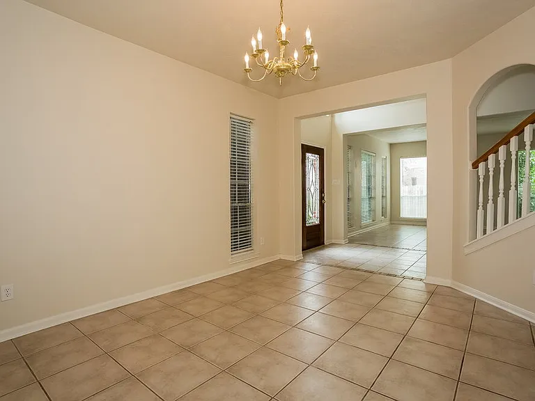 1407 Hollow Branch Ln — Photo 4
