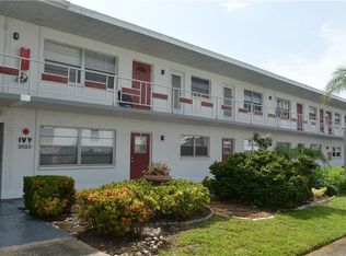 5850 18th St N APT 8, Saint Petersburg, FL 33714