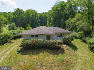 920 Mayhew Inn Rd, Oakland, MD 21550