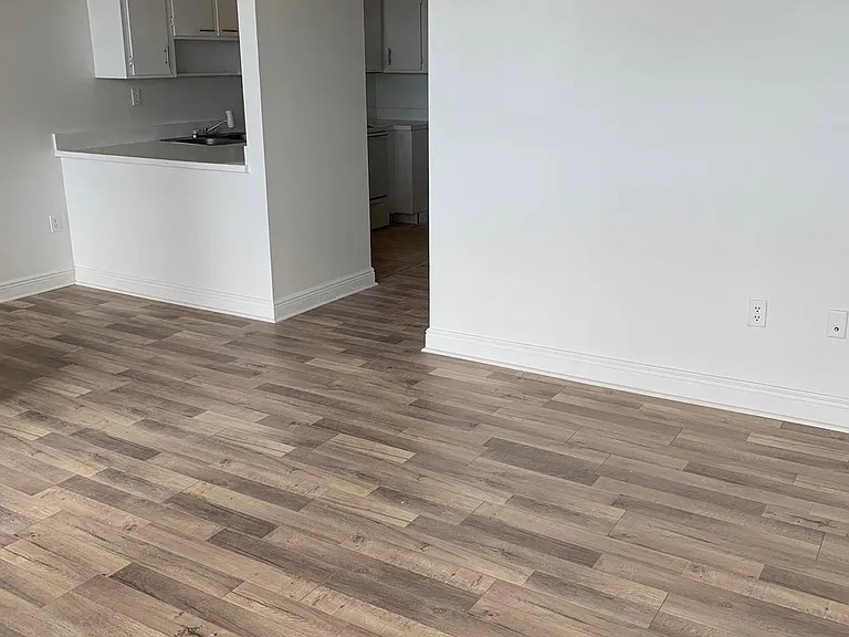 1700 NW North River Dr #809 — Photo 9
