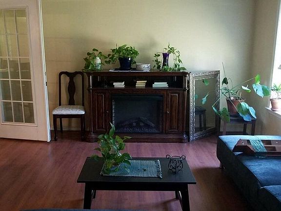5th image of 8013 Irish Dr