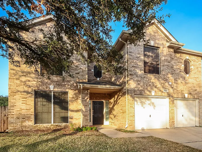 11003 Sentry Ct — Photo 1