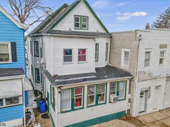 160 Burgess Pl, Passaic City, NJ 07055