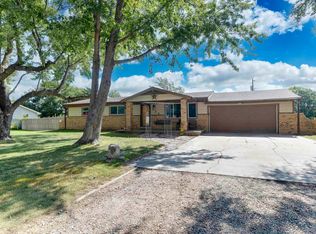 610 S Byron Rd, Wichita, KS 67209