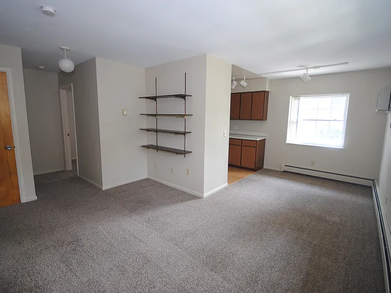 512 N Ashley St — Photo 13