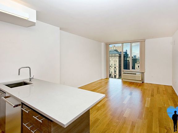 4th image of 172 Montague St APT 14A