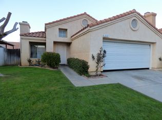 2137 Scott Ave, Palmdale, CA 93550