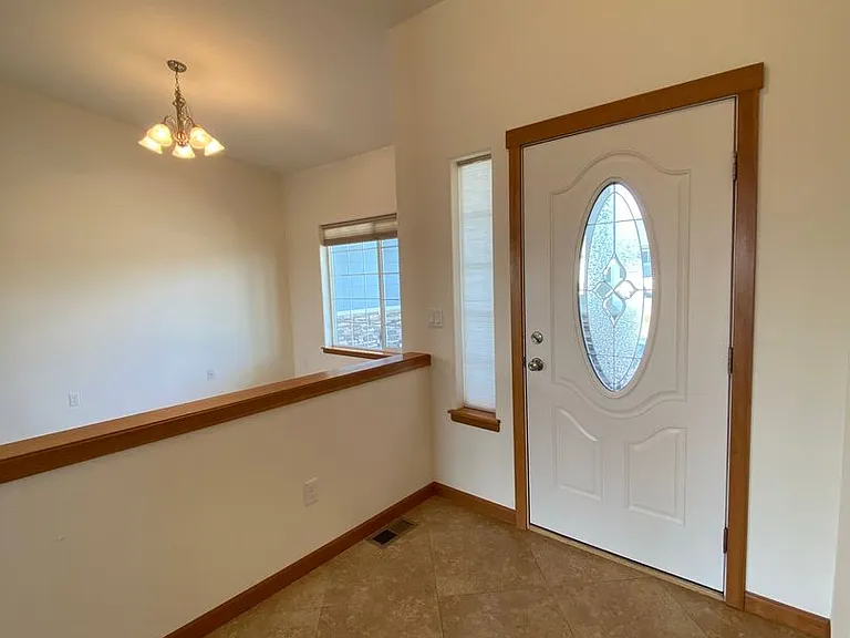 3511 Hovley Ln — Photo 3