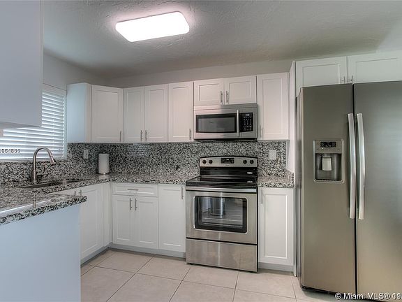 5th image of 2810 NW 212th Ter