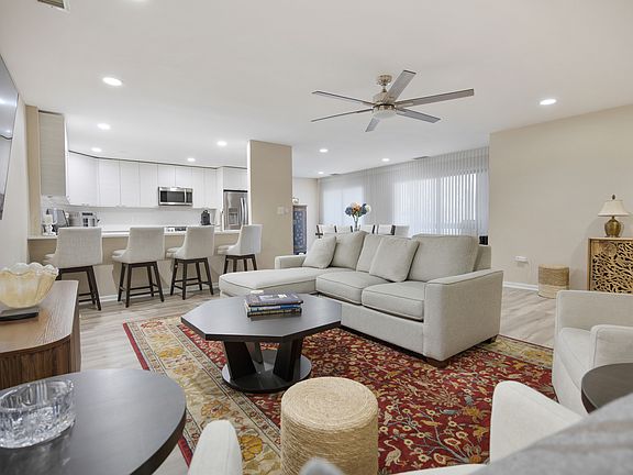 4th image of 1401 Burr Oak Rd APT 117B