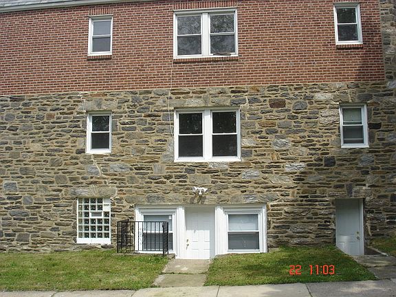 2nd image of 2200 N Salford St #3