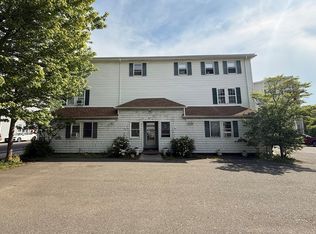 81 Cabot St APT 1M, Beverly, MA 01915