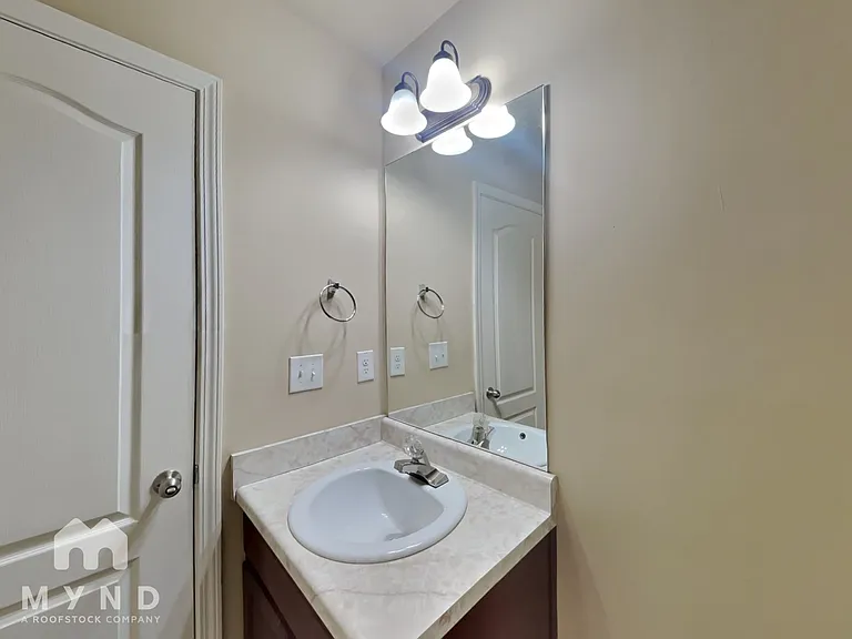 125 Tyre Dr — Photo 19