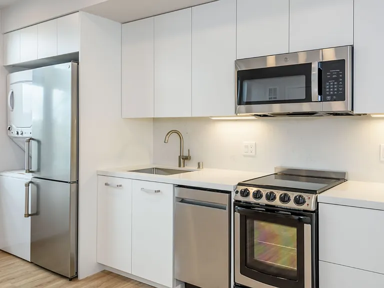 The Berkeley Place — Photo 20