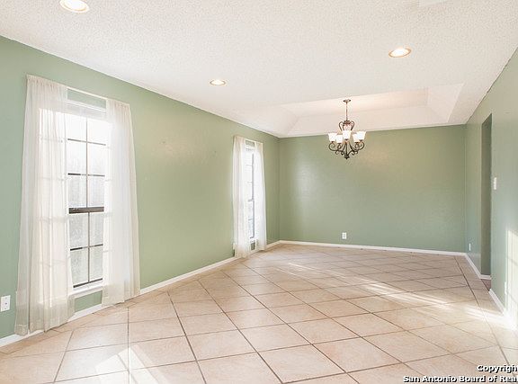 4th image of 9243 Beowulf St