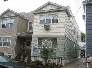 6082 60th Rd, Maspeth, NY 11378