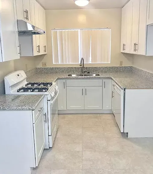 922 W Duarte Rd #3 — Photo 10