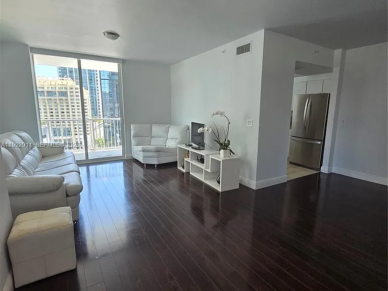 1250 S Miami Ave #1514 — Photo 3