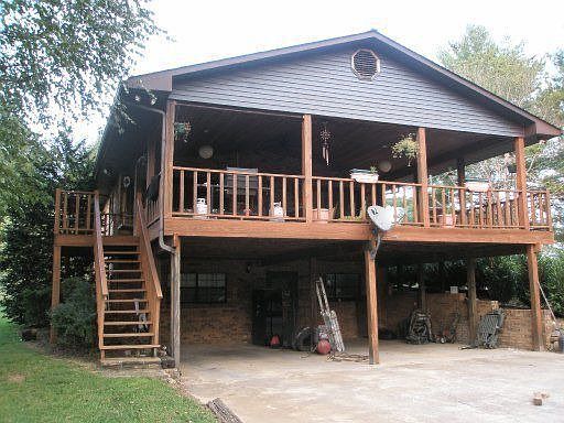 5th image of 933 Old McGinley Dr