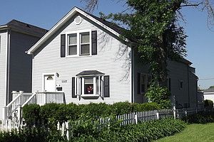 2nd image of 2116 Darrow Ave