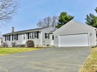 56 Kathleen St, Springfield, MA 01119