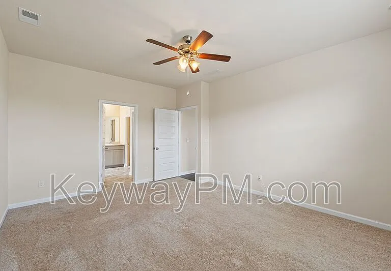 3262 Carmine Ave — Photo 13