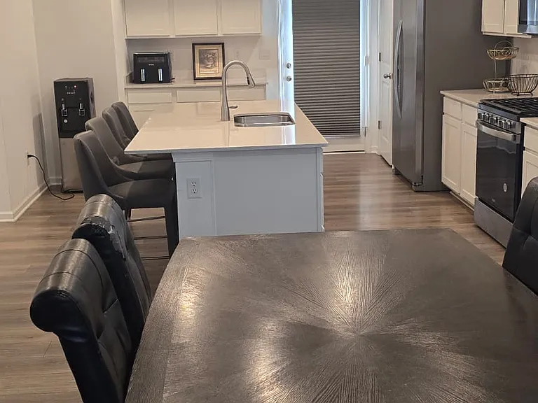 2585 Lamar Dr — Photo 11
