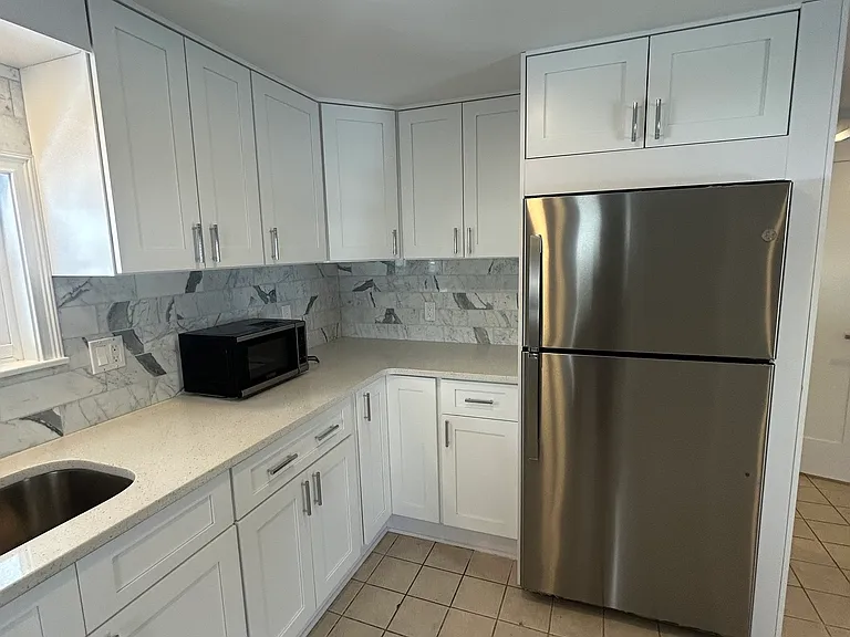 54 Forest St #2 — Photo 7