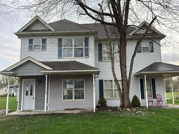 12 Vintage Cir, Scottsburg, IN 47170