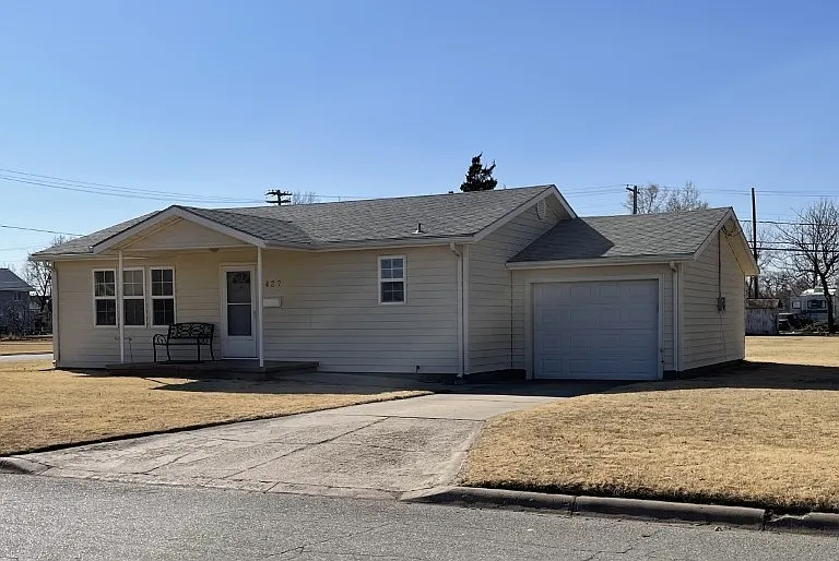 427 S Buckeye St — Photo 1