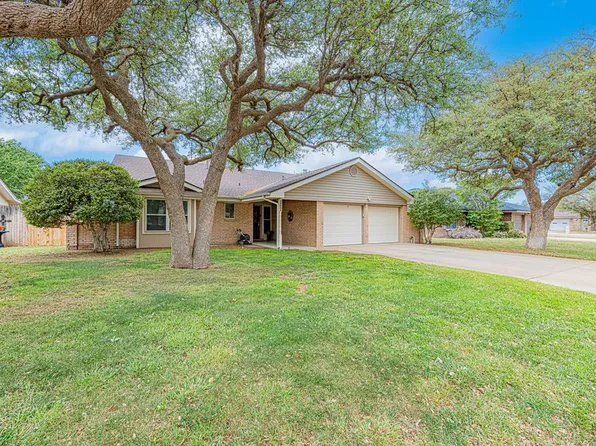 2905 Maranatha Pl, Midland, TX 79707