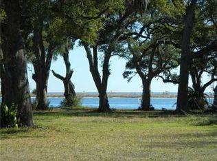 576 Comfort Pl, Biloxi, MS 39530