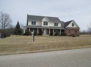 2004 Black Oak Dr, McHenry, IL 60050