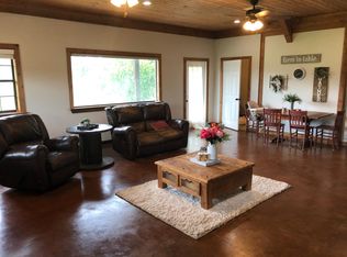 1788 Fm 109 UNIT B, New Ulm, TX 78950