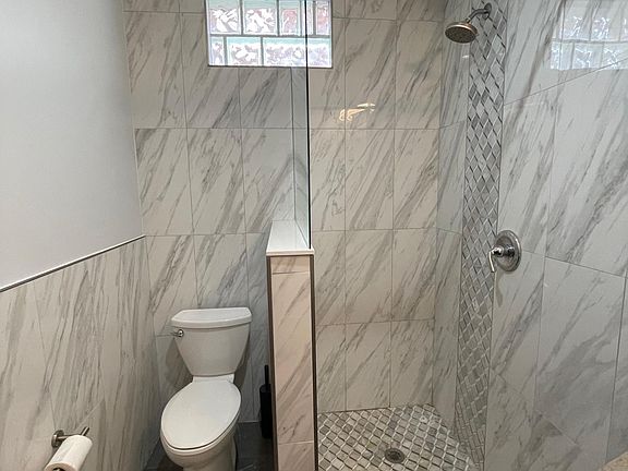 5th image of 1503 Cherry St #1503