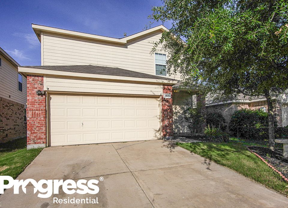 1st image of 2808 Lynx Ln