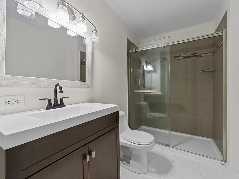 1304 Buckingham Rd — Photo 19