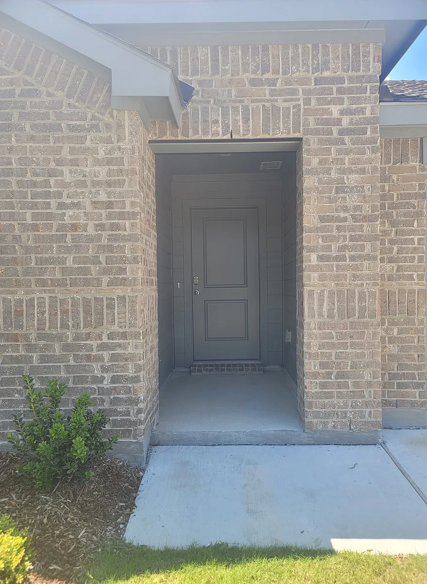 Building Photo - 601 Barlow Dr