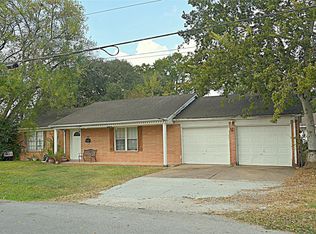 805 Avenue J, Rosenberg, TX 77471