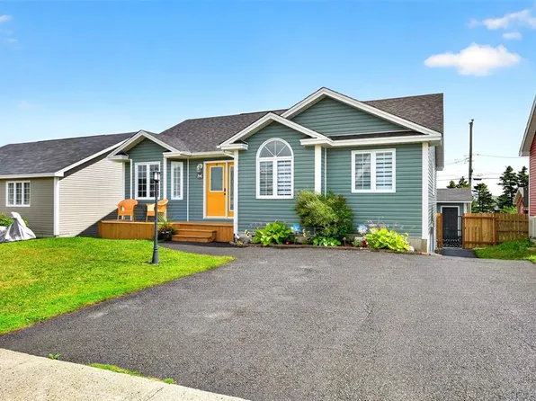 86 Hollyberry Drive, Paradise, NL A1L0C1