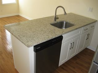 806 N 19th St APT 1, Philadelphia, PA 19130